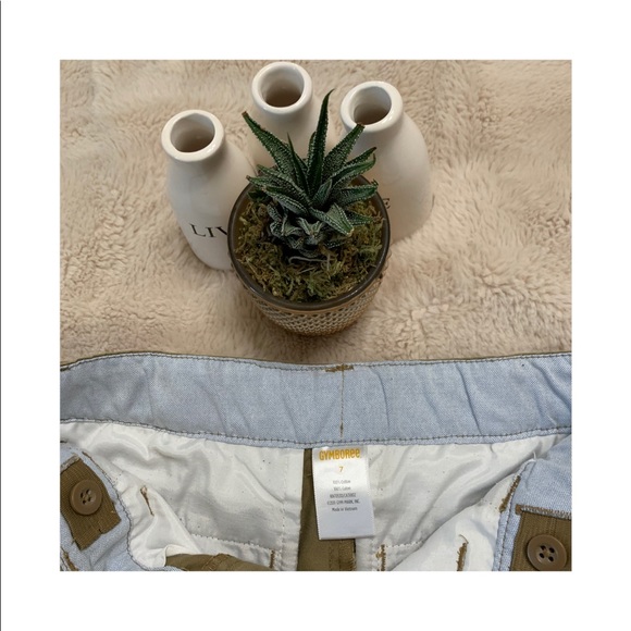 Gymboree - khaki shorts - Picture 5 of 5